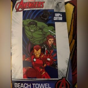MARVEL Avengers Comic Beach Towel 28inch x 58inch NWT
